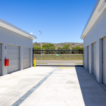 Self Storage Mount Louisa 8